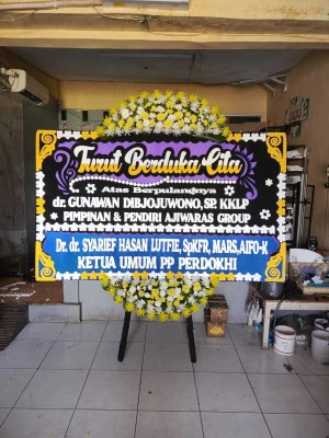 Papan Bunga di Bantengan Karanggede